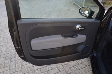 Voertuigafbeelding 6