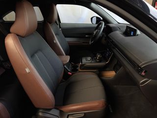 Voertuigafbeelding 36