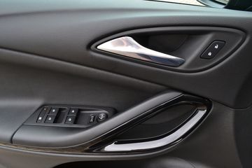 Voertuigafbeelding 34