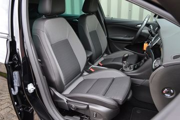 Voertuigafbeelding 8