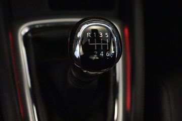 Voertuigafbeelding 12