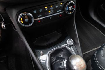 Voertuigafbeelding 26