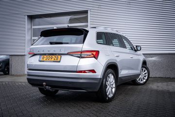 Voertuigafbeelding 8