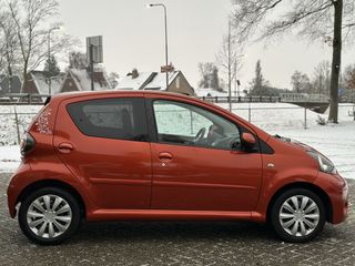 Voertuigafbeelding 5