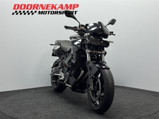 Voertuigafbeelding 3