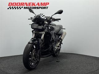 Voertuigafbeelding 5