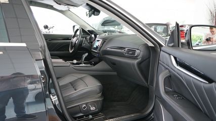 Voertuigafbeelding 49