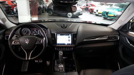 Voertuigafbeelding 5