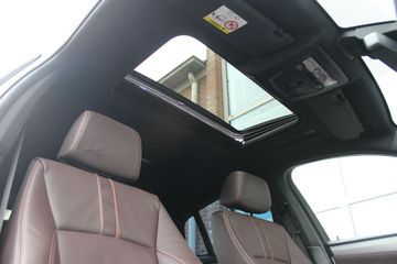 Voertuigafbeelding 16