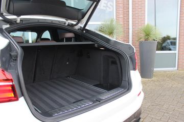 Voertuigafbeelding 32