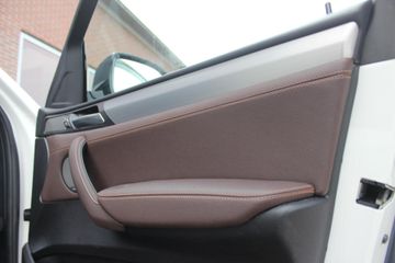 Voertuigafbeelding 37