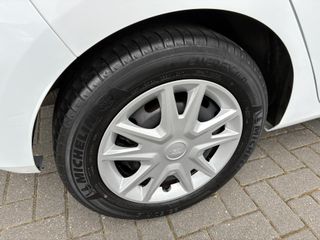 Voertuigafbeelding 42