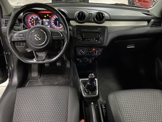 Voertuigafbeelding 12