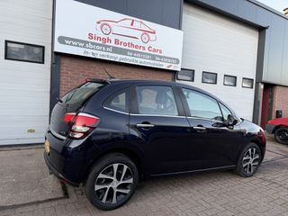 Voertuigafbeelding 16