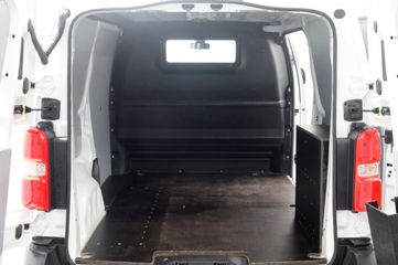 Voertuigafbeelding 4