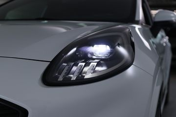 Voertuigafbeelding 16