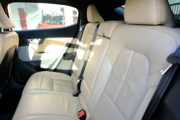 Voertuigafbeelding 30