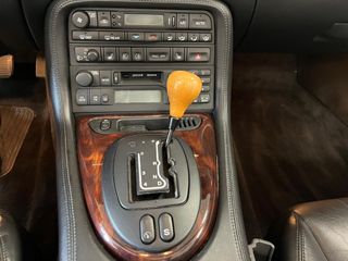 Voertuigafbeelding 12