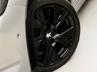 Voertuigafbeelding 18