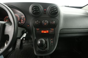 Voertuigafbeelding 10