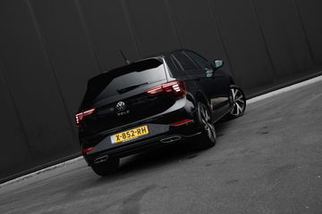 Voertuigafbeelding 7