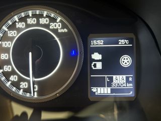 Voertuigafbeelding 6