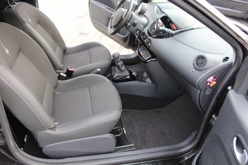 Voertuigafbeelding 15