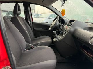 Voertuigafbeelding 8