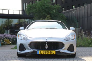 Voertuigafbeelding 4