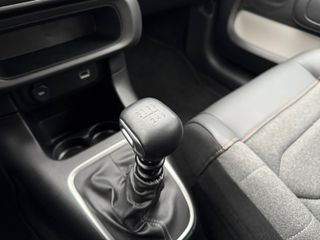 Voertuigafbeelding 15