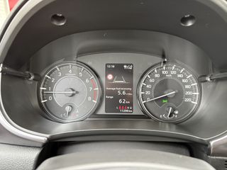 Voertuigafbeelding 9