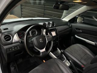 Voertuigafbeelding 8