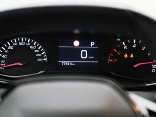 Voertuigafbeelding 7