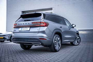 Voertuigafbeelding 19