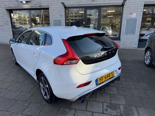 Voertuigafbeelding 12