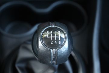 Voertuigafbeelding 20