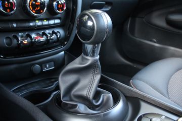 Voertuigafbeelding 21