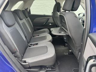 Voertuigafbeelding 44