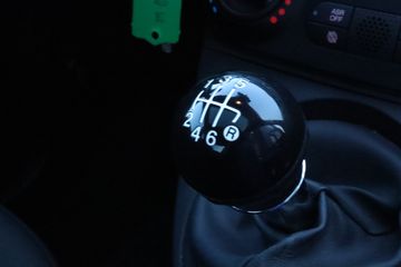 Voertuigafbeelding 17