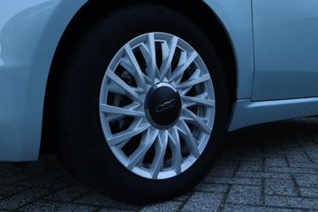 Voertuigafbeelding 8