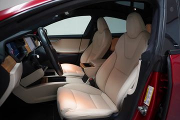 Voertuigafbeelding 8