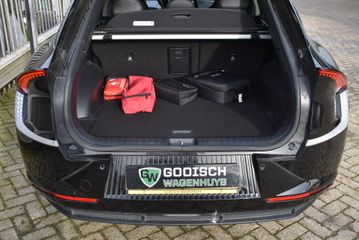 Voertuigafbeelding 9