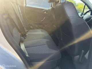 Voertuigafbeelding 9