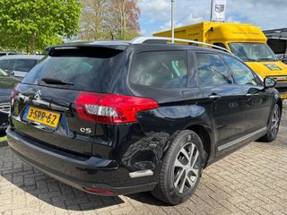 Voertuigafbeelding 4