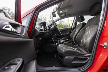 Voertuigafbeelding 19