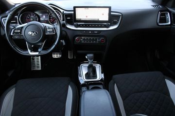 Voertuigafbeelding 3