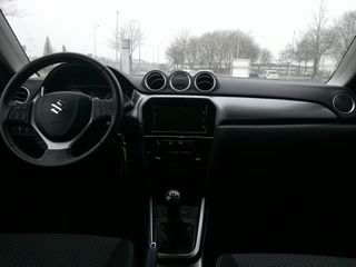 Voertuigafbeelding 11