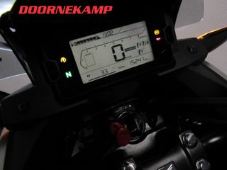 Voertuigafbeelding 6