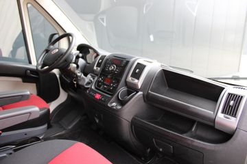 Voertuigafbeelding 16