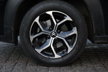 Voertuigafbeelding 8